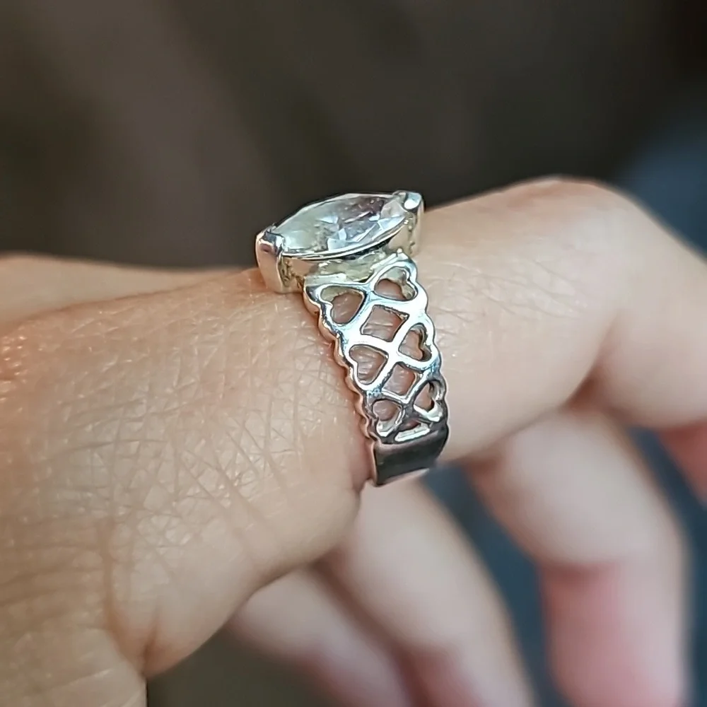 7 cz 925 ring - Picture 3 of 3